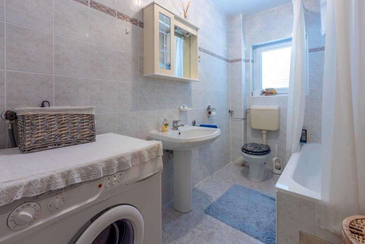 Apartman Teo Dramalj Ngoại thất bức ảnh